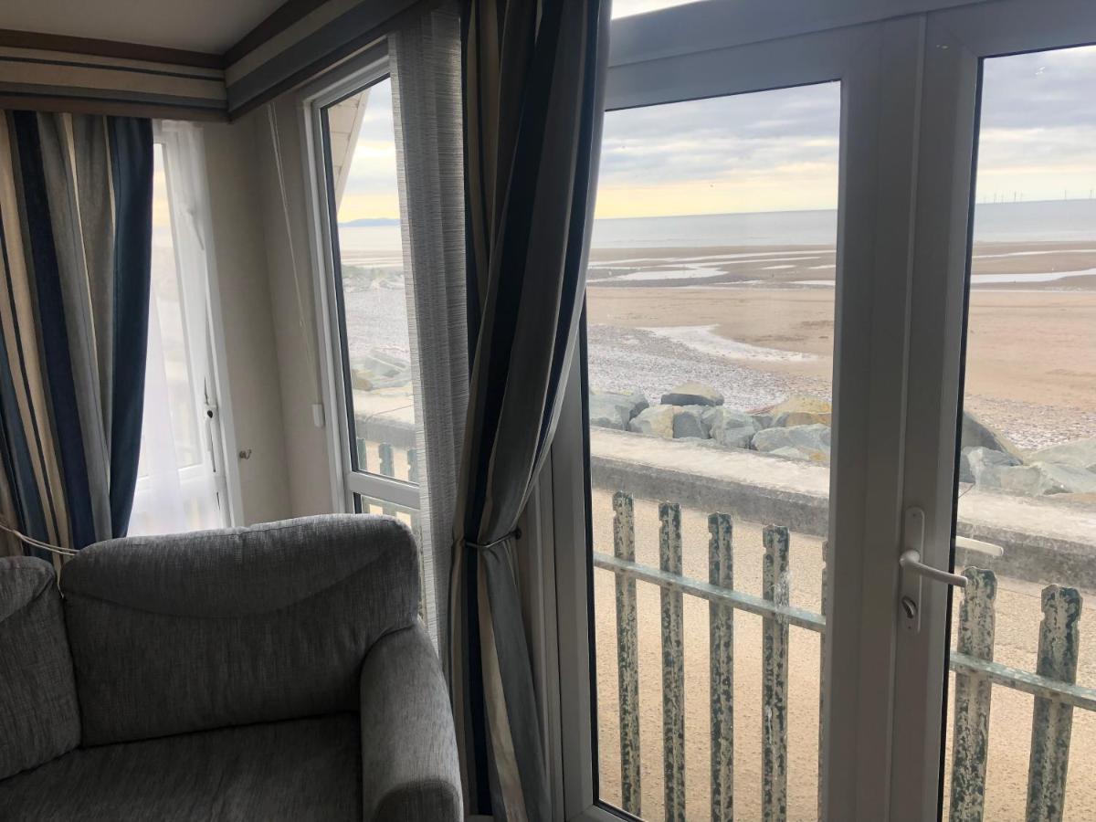 Caravan Hire Golden Sands Sea Front Kinmel Bay Eksteriør billede