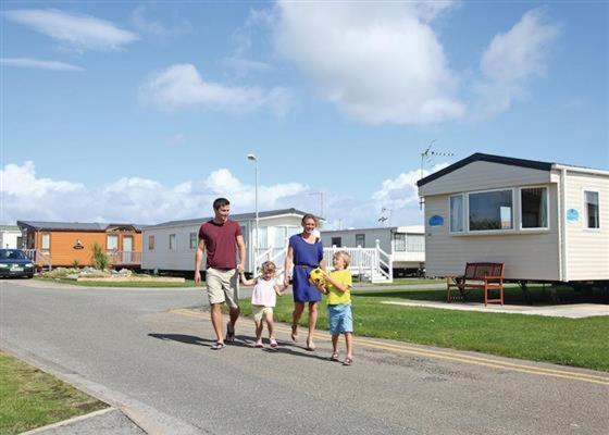 Caravan Hire Golden Sands Sea Front Kinmel Bay Eksteriør billede