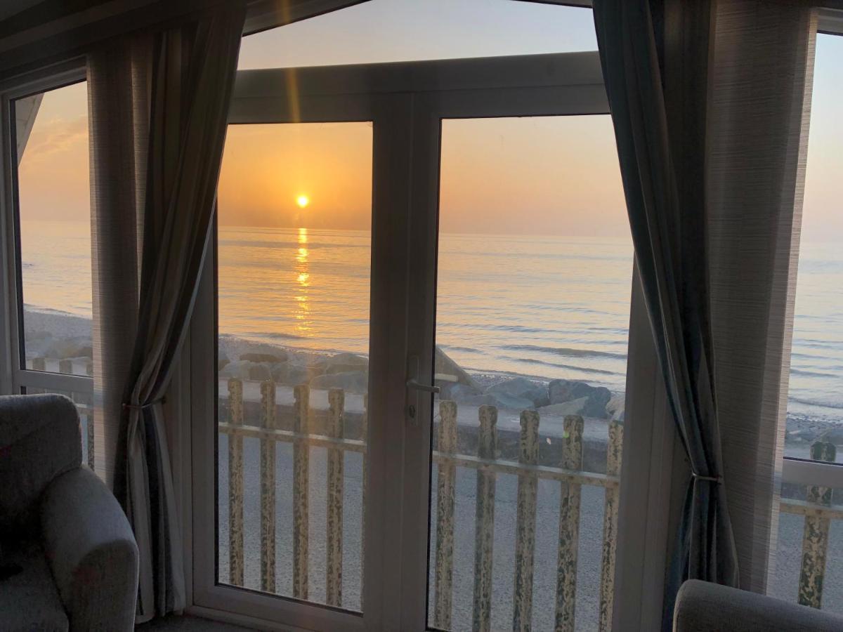 Caravan Hire Golden Sands Sea Front Kinmel Bay Eksteriør billede